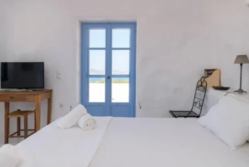 Traditional Cycladic Villa in Paros for sale 13