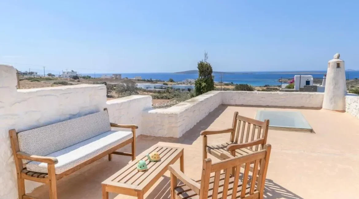 Traditional Cycladic Villa in Paros for sale 14