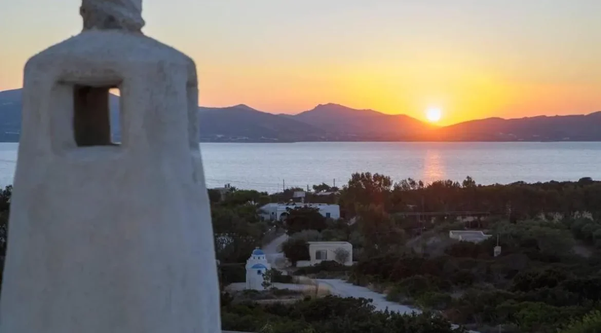 Traditional Cycladic Villa in Paros for sale 25