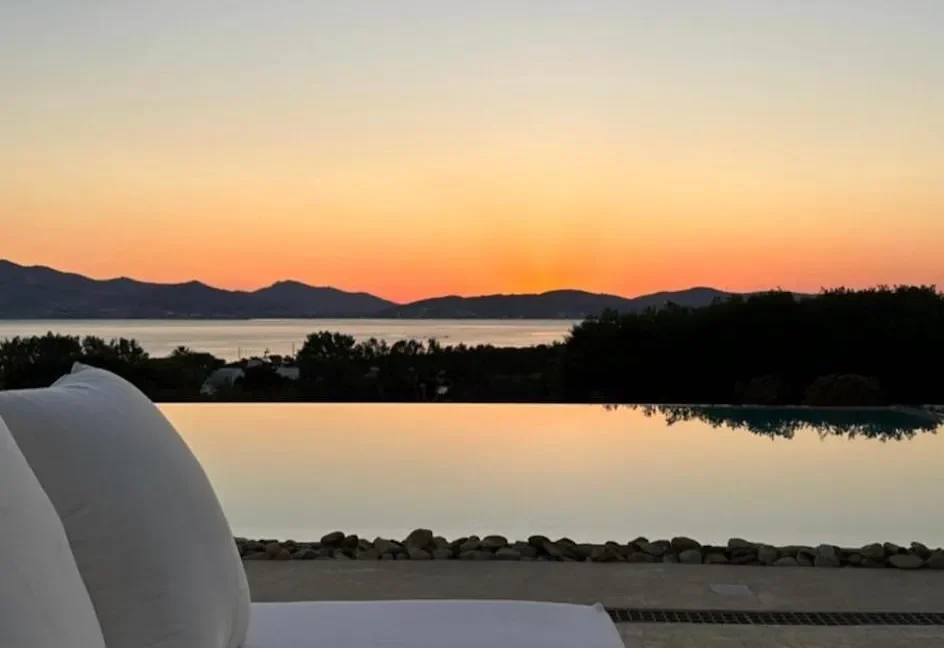 Traditional Cycladic Villa in Paros for sale 30