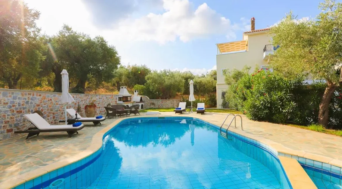 Villa for sale in Skiathos island 29