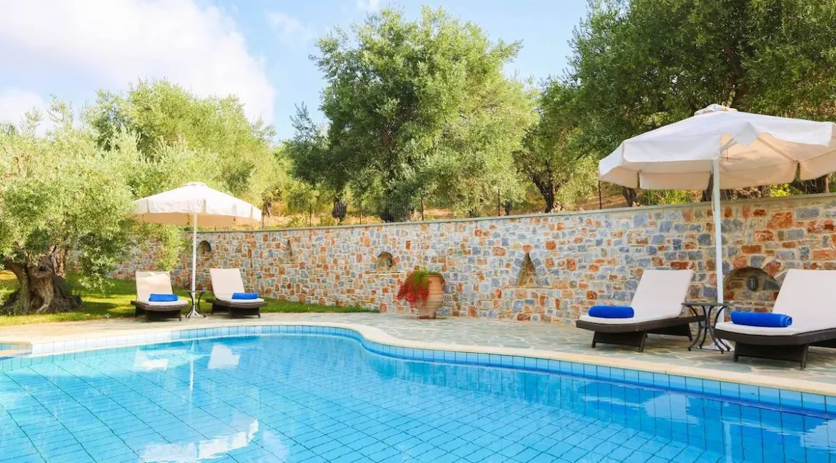 Villa for sale in Skiathos island 32