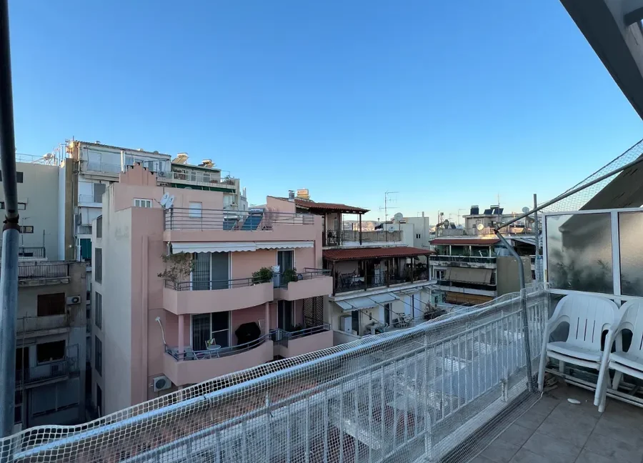 Apartment with Sea View in Piraeus for Gold Visa 5