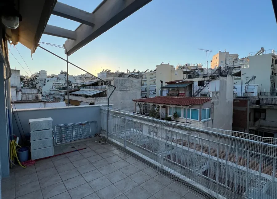 Apartment with Sea View in Piraeus for Gold Visa 6