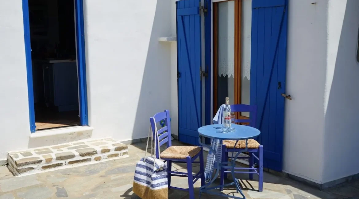 Beach house for sale in Paros Greece5