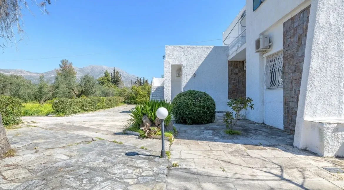 Exceptional Seaside Residence in Eretria, Evia for sale 7