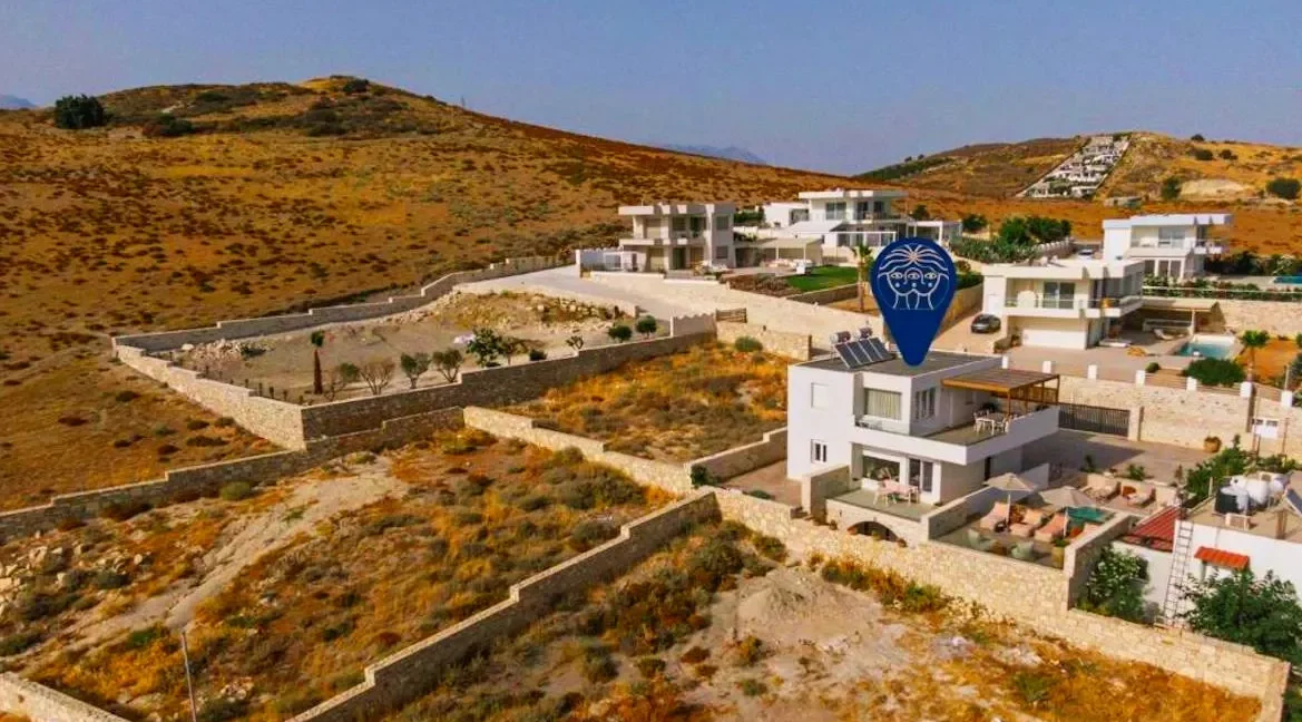 Luxurious Seaside Villa in Crete for sale 14