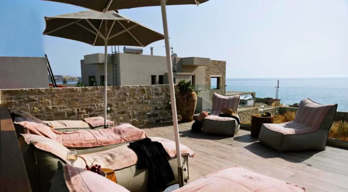 Luxurious Seaside Villa in Crete for sale 15