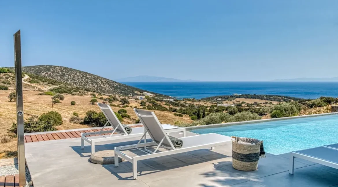 Luxury living in this contemporary villa at Paros, for sale 22