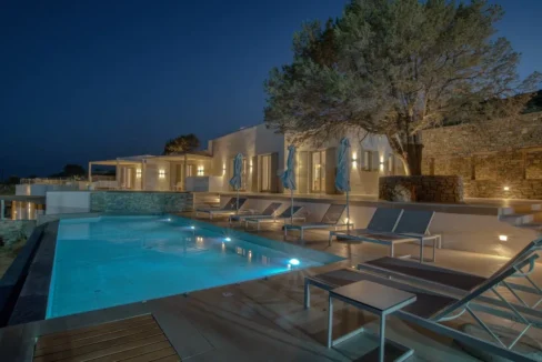 Luxury living in this contemporary villa at Paros, for sale 3