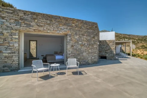 Luxury living in this contemporary villa at Paros, for sale 37