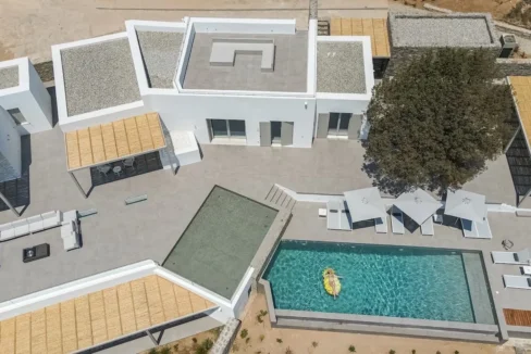 Luxury living in this contemporary villa at Paros, for sale 9