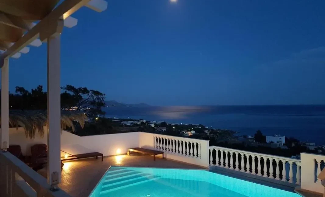 Seaside Villa with Stunning Views in South Crete 1