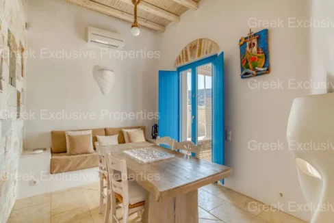 Seaview Villa for Sale in Paros, walking distance to the beach 5