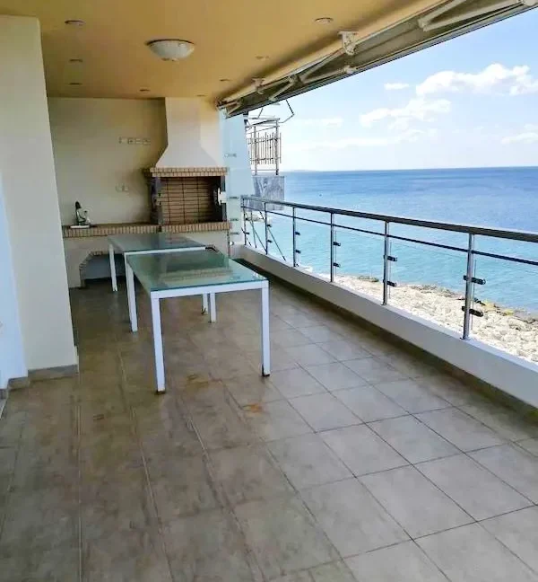 Triplex Seafront Penthouse for Sale in Piraeus Athens 11