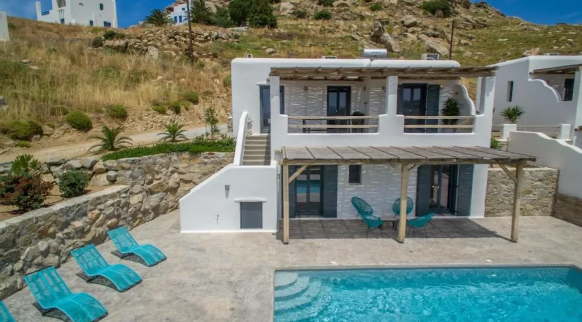 Two houses in Naxos for sale, Mikri Vigla 37