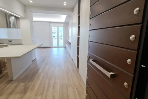 Unique Apartment with Panoramic View in Athens Center 21