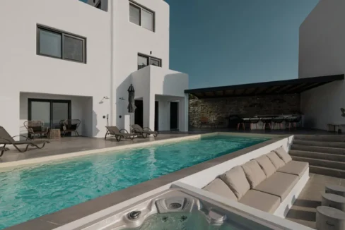 Villa for sale in Naxos, Mikri Vigla 14