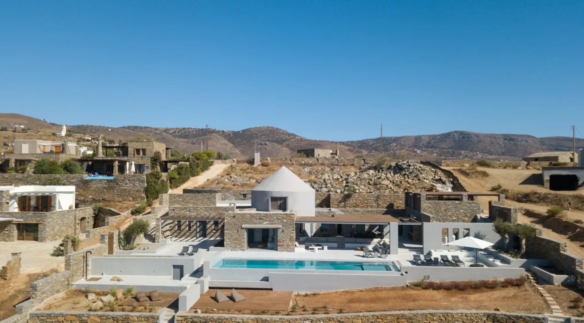 Waterfront Villa with Modern Design on Kea Island 3