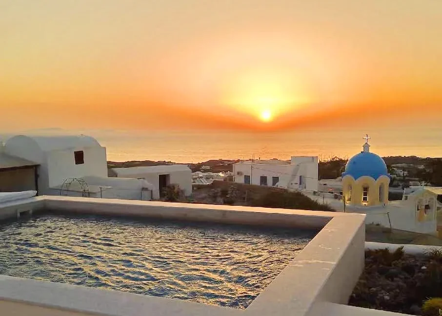 Complex of Cave Houses in Santorini for sale 10