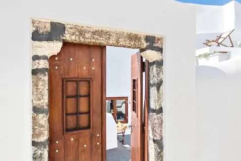 Complex of Cave Houses in Santorini for sale 26