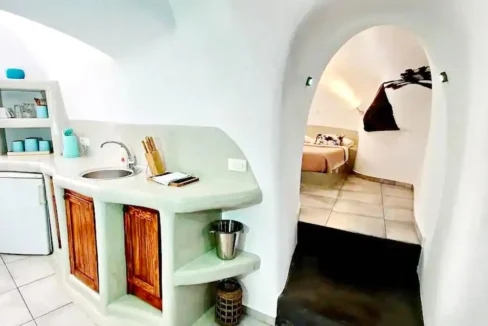 Complex of Cave Houses in Santorini for sale 41