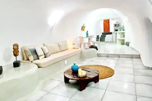 Complex of Cave Houses in Santorini for sale 47