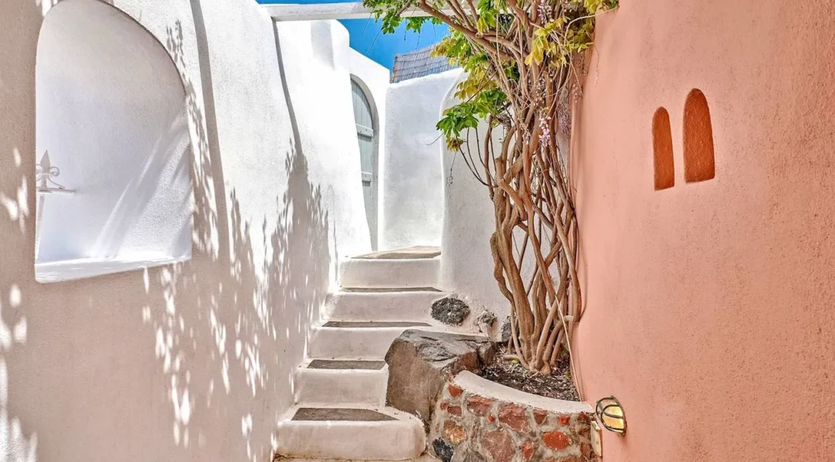 House for sale Santorini Finikia Greece 18