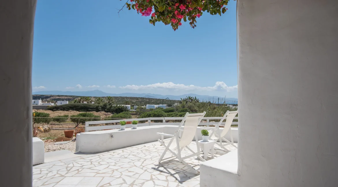 Property in Paros, Santa Maria 13