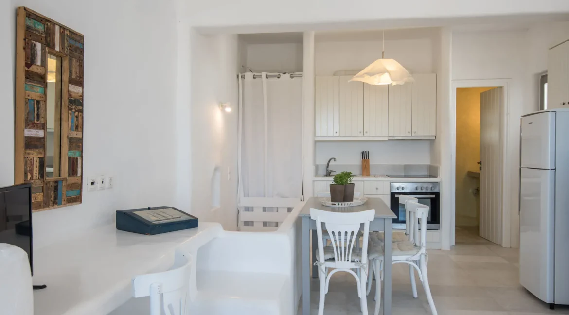 Property in Paros, Santa Maria 3