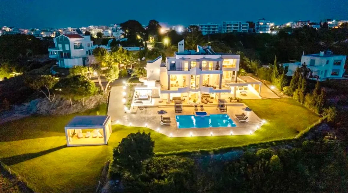 Stunning villa for sale on the west coast of Rhodes Greece 29