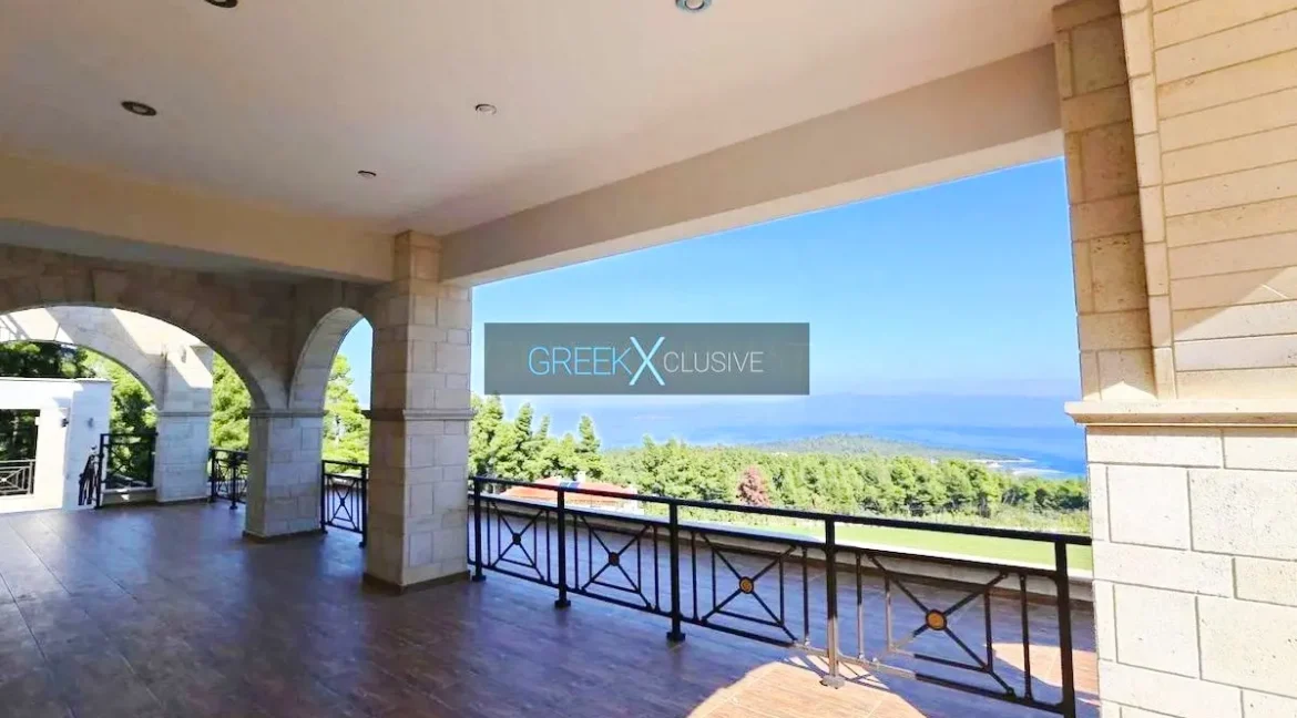 Villa for Sale in Paliouri Halkidiki, Greece 10