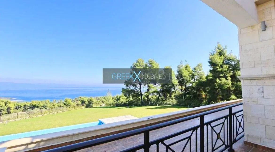 Villa for Sale in Paliouri Halkidiki, Greece 13