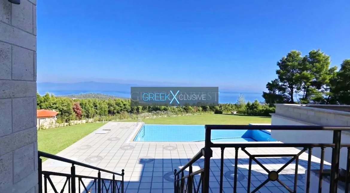 Villa for Sale in Paliouri Halkidiki, Greece 2