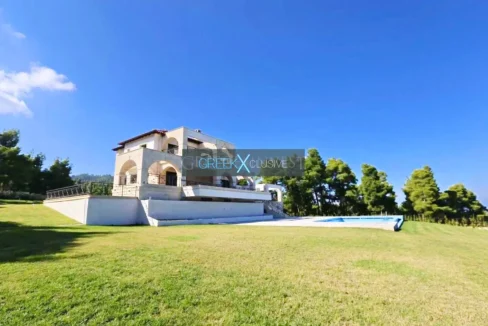 Villa for Sale in Paliouri Halkidiki, Greece 3