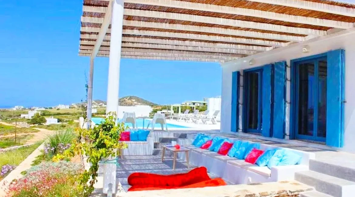 Villa for sale near the beach Antiparos Island Greece 12