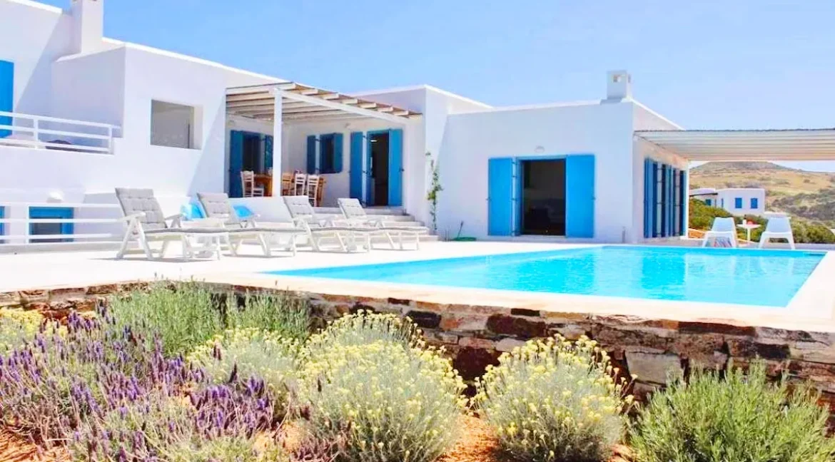 Villa for sale near the beach Antiparos Island Greece 9