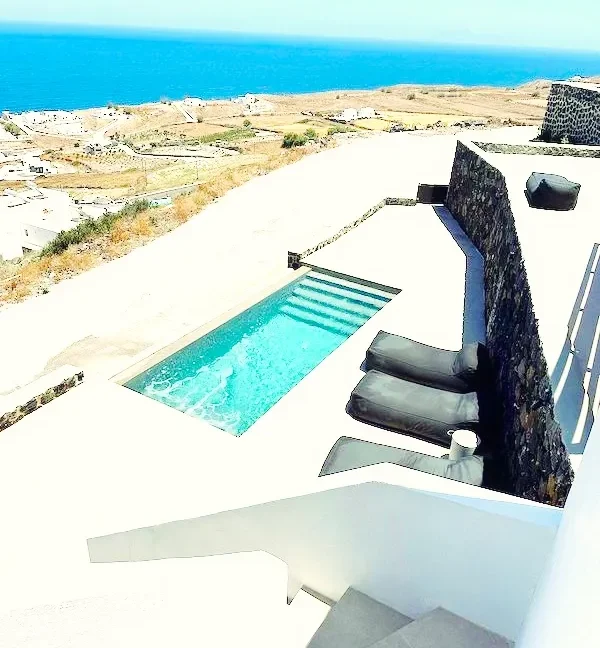 5 two storey houses for Sale in Santorini, Imerovigli 2