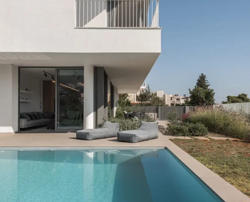 Luxury Detached House for Sale in Athens Artemida 21