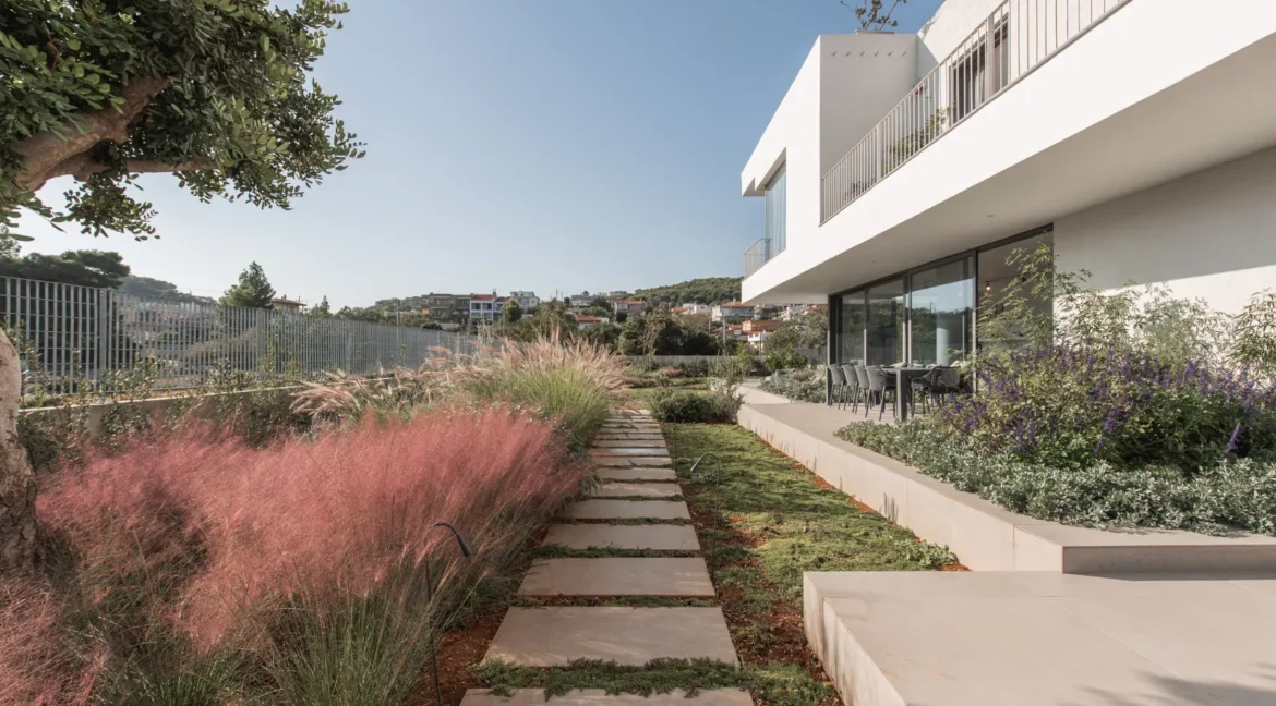 Luxury Detached House for Sale in Athens Artemida 24