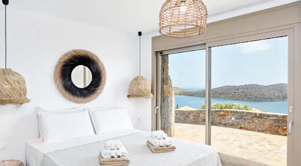 Luxurious Villa for Sale in Elounda, Crete Greece 20