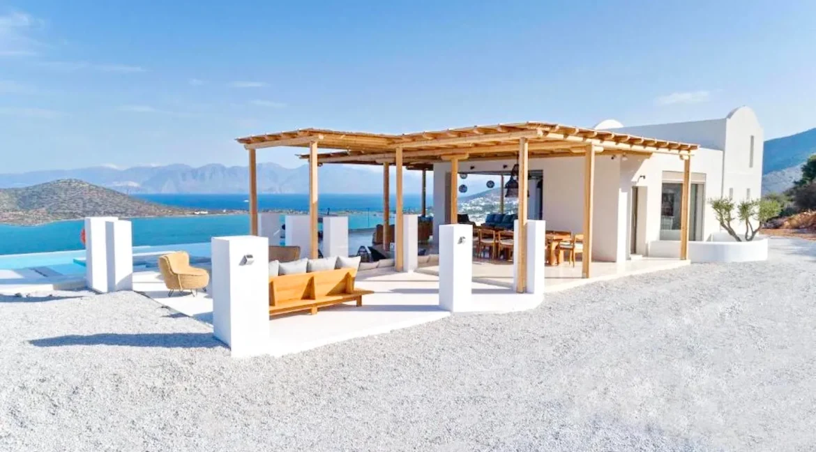 Luxurious Villa for Sale in Elounda, Crete Greece 25