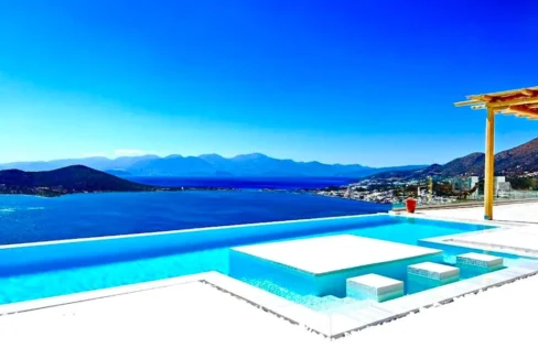 Luxurious Villa for Sale in Elounda, Crete Greece 37