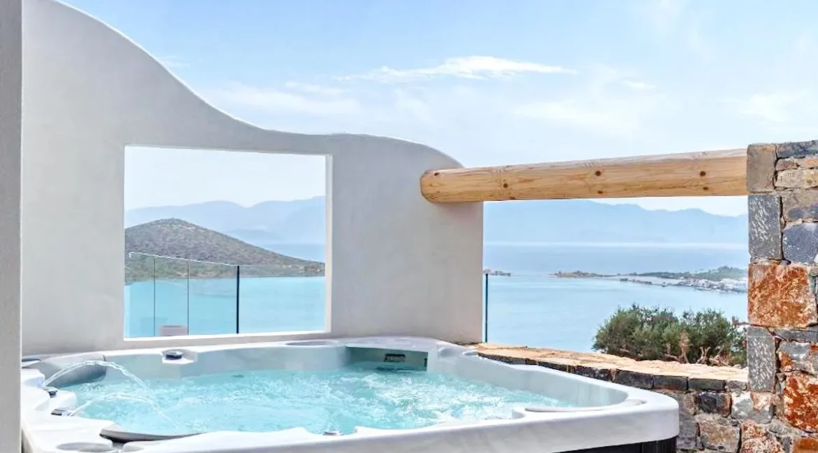 Luxurious Villa for Sale in Elounda, Crete Greece 6