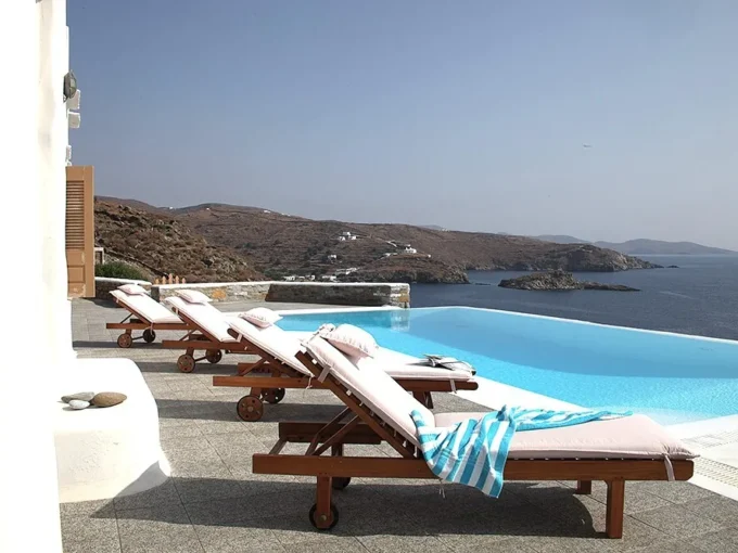 Seafront Property in Kythnos, Cyclades