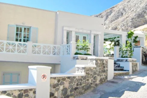 Seaview Property for sale in Santorini, Kamari 10