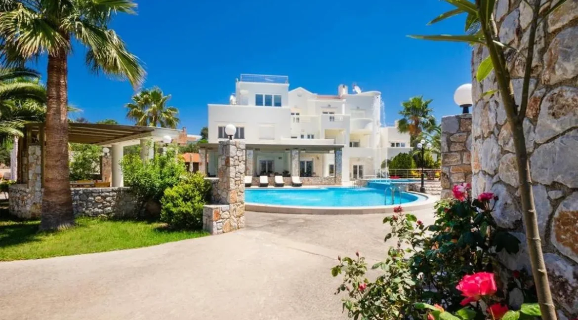 Luxurious Seaview Villa for Sale in Crete, Akrotiri 2