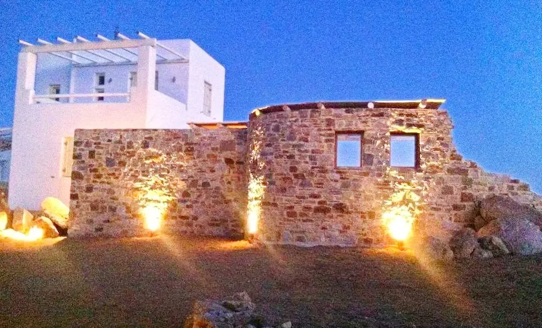 Three Luxurious Villas for Sale in Naxos Greece 11