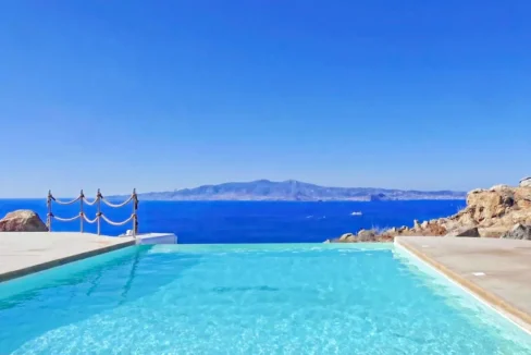 Three Luxurious Villas for Sale in Naxos Greece 12