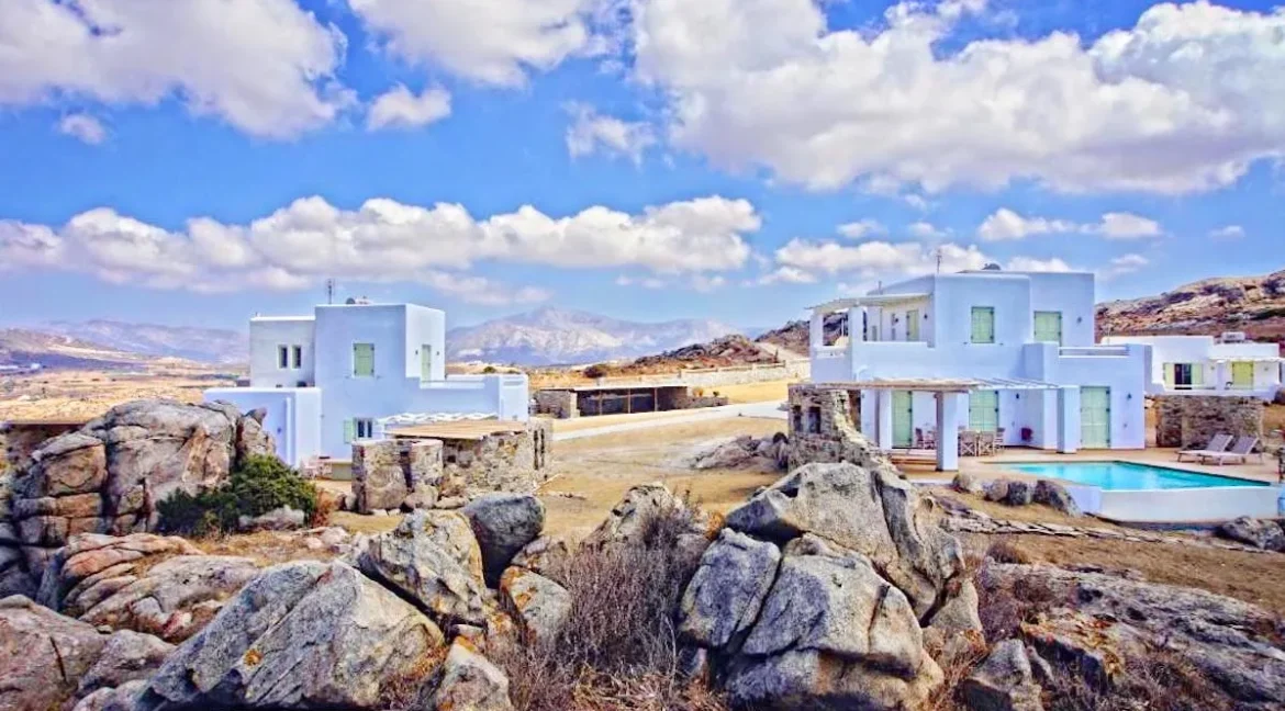 Three Luxurious Villas for Sale in Naxos Greece 30